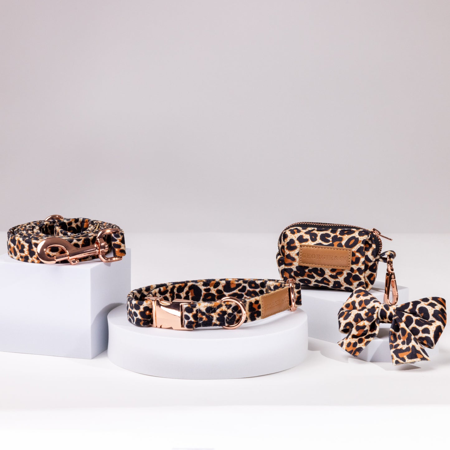 Presley Luxury Leopard Velvet Collar Set