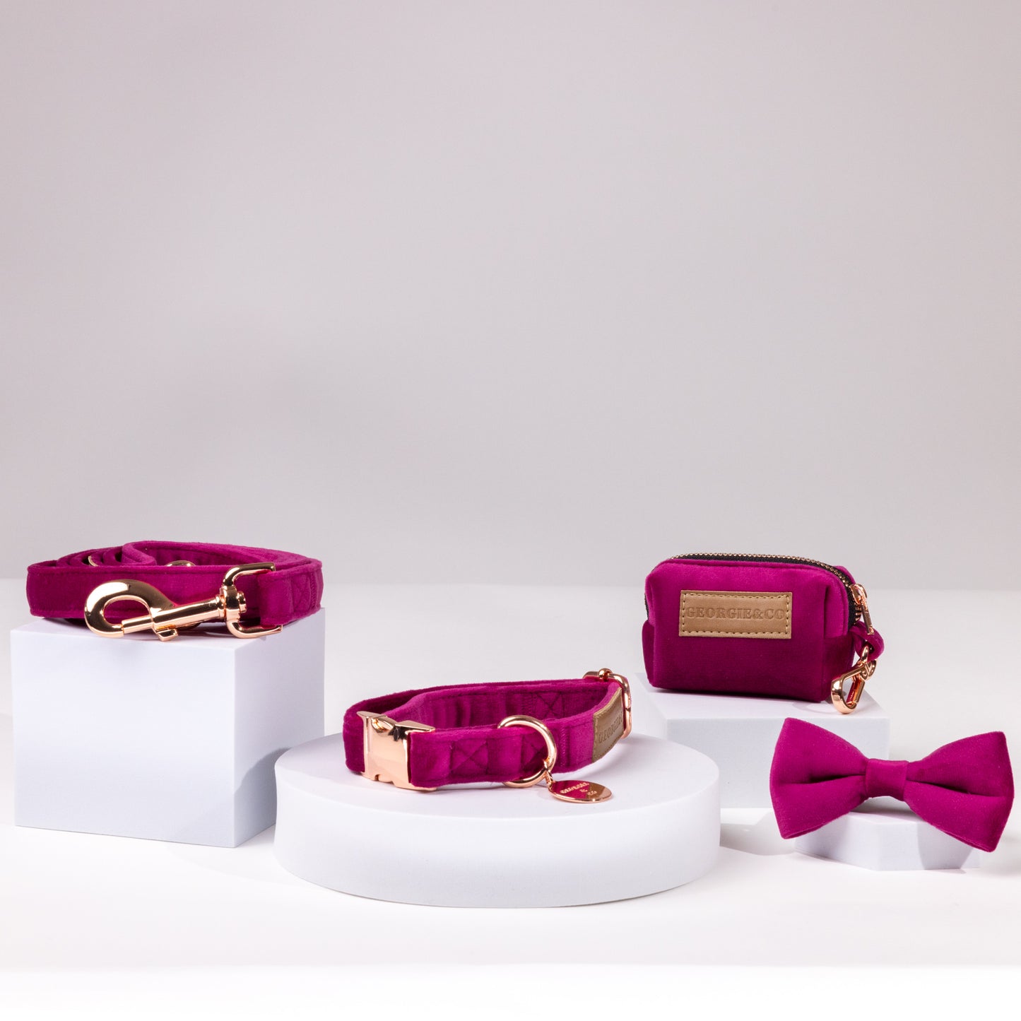 Layla Luxury Fuchsia Velvet Collar Set