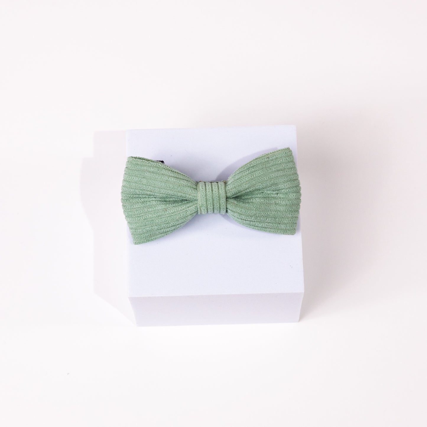 Luxury Keaton Green Corduroy Bow Tie