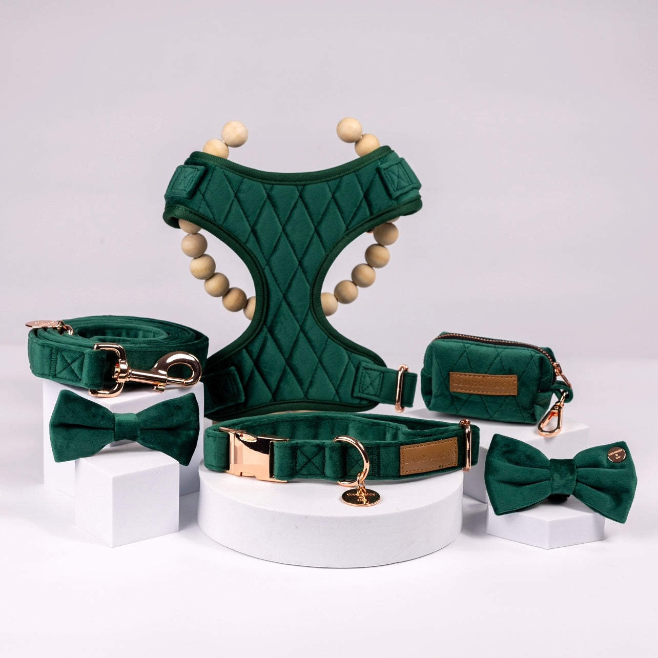 Frankie Luxury Green Velvet Harness Set